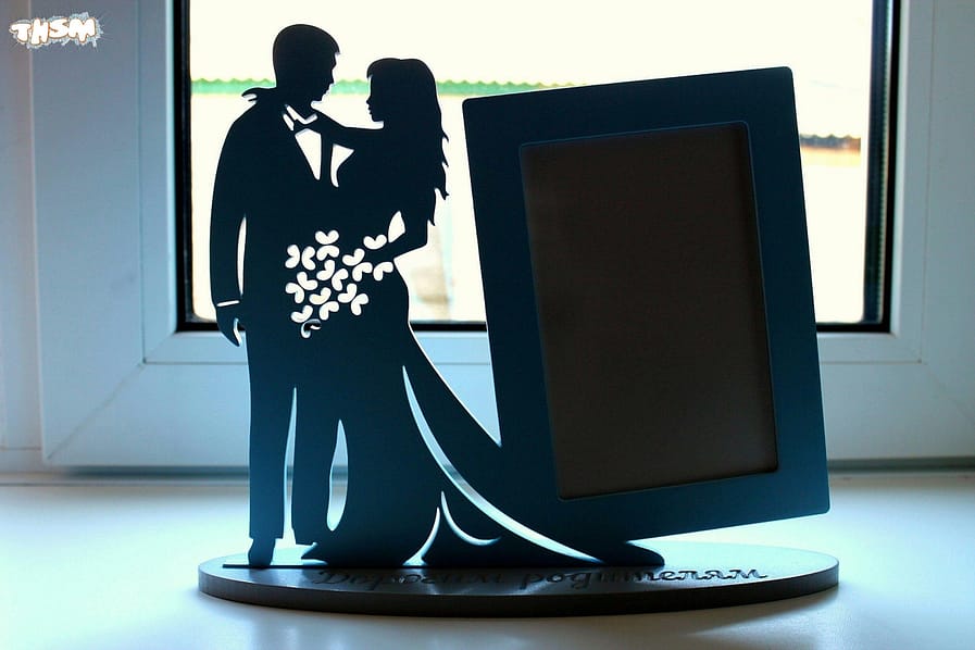Laser Cut Frame for Young Couple CNC Template Free Vector cdr Download - 3axis.co